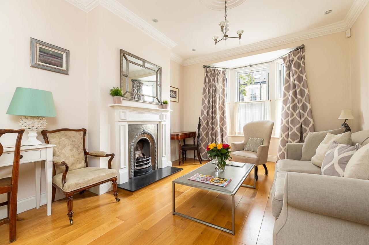 Joivy Stunning 3 Bed, 2 Bath House With Garden And Rooftop Terrace Lägenhet London Exteriör bild