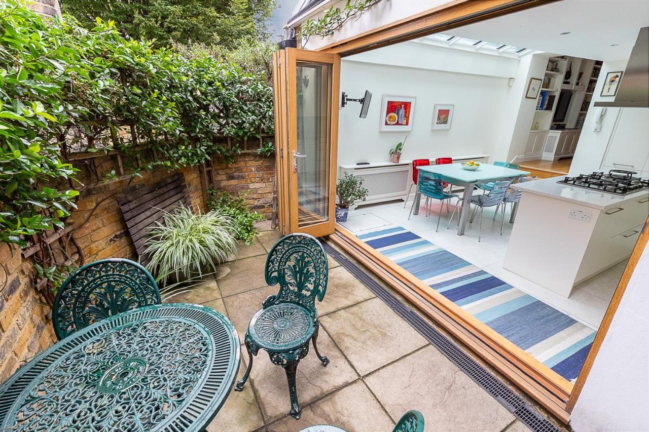 Joivy Stunning 3 Bed, 2 Bath House With Garden And Rooftop Terrace Lägenhet London Exteriör bild